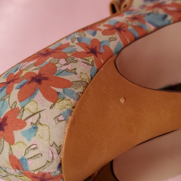 Steven Madden "Madden Girl" Size 7 Floral Fabric and Leather Heels NEW - Picture 10 of 13